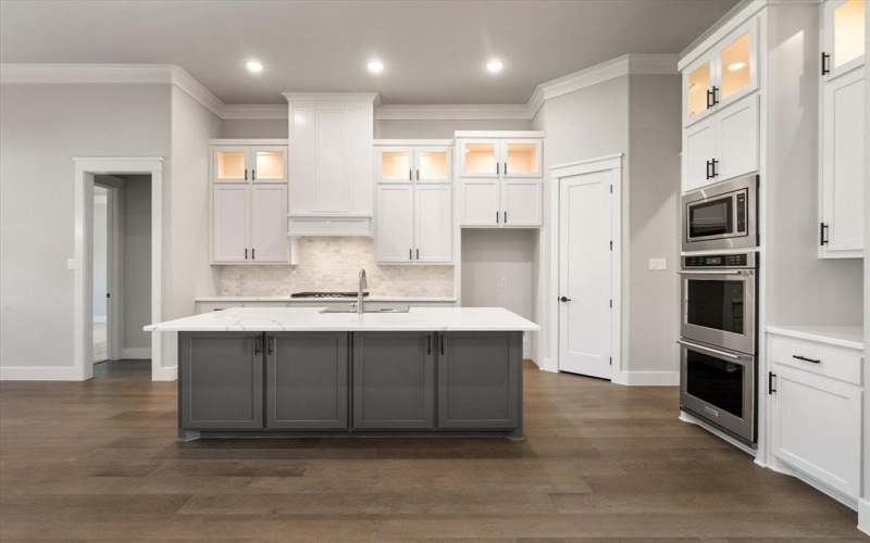 7604 Cranford Court, Arlington, TX 76001, 4 Bedrooms Bedrooms, ,3 BathroomsBathrooms,Residential,For Sale,7604 Cranford Court,20895132