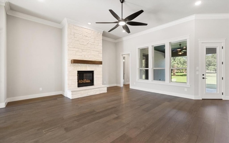 7604 Cranford Court, Arlington, TX 76001, 4 Bedrooms Bedrooms, ,3 BathroomsBathrooms,Residential,For Sale,7604 Cranford Court,20895132