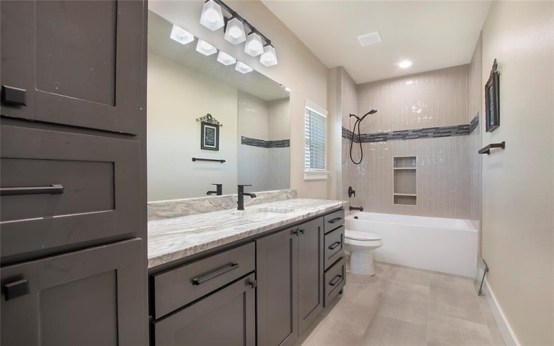 3106 County Road 2526, Quinlan, TX 75474, 4 Bedrooms Bedrooms, ,5 BathroomsBathrooms,Residential,For Sale,3106 County Road 2526,20895345