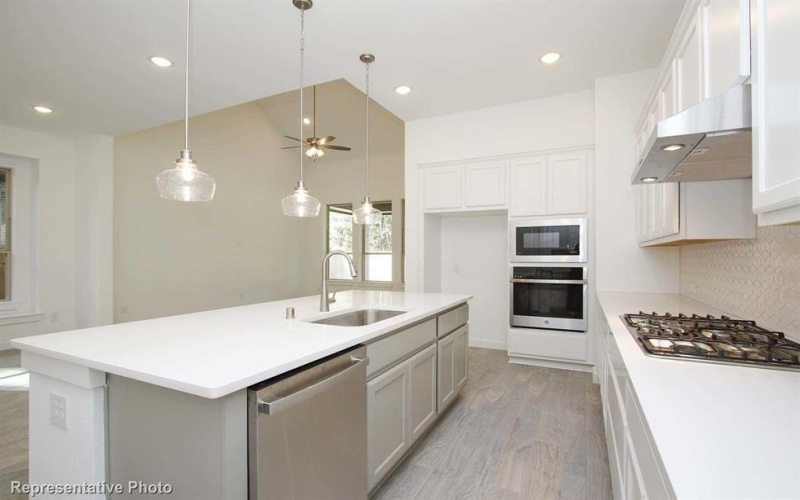 4293 Sanctuary Drive, Denison, TX 75020, 4 Habitaciones Habitaciones , ,5 BañosBaños,Residential,En Venta,4293 Sanctuary Drive,20895350