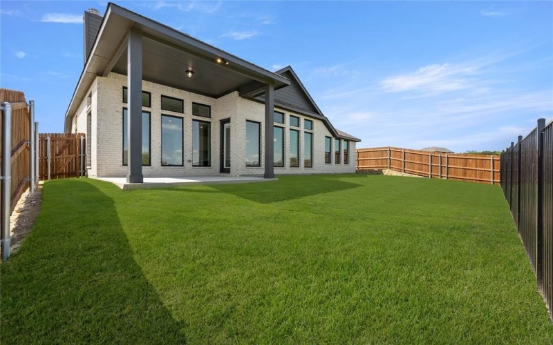 2613 Lee Street, Burleson, TX 76028, 4 Habitaciones Habitaciones , ,3 BañosBaños,Residential,En Venta,2613 Lee Street,20895496