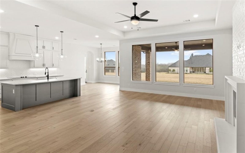 160 Waterview Drive, Gunter, TX 75058, 4 Bedrooms Bedrooms, ,2 BathroomsBathrooms,Residential,For Sale,160 Waterview Drive,20895529