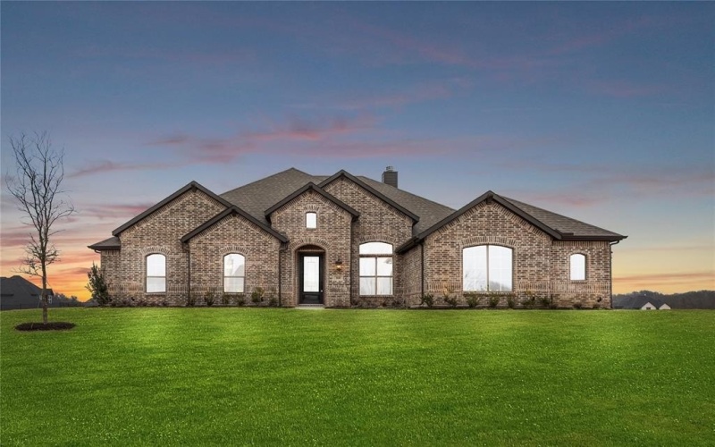 160 Waterview Drive, Gunter, TX 75058, 4 Bedrooms Bedrooms, ,2 BathroomsBathrooms,Residential,For Sale,160 Waterview Drive,20895529