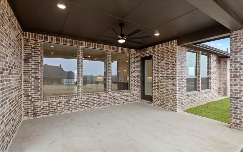 160 Waterview Drive, Gunter, TX 75058, 4 Bedrooms Bedrooms, ,2 BathroomsBathrooms,Residential,For Sale,160 Waterview Drive,20895529
