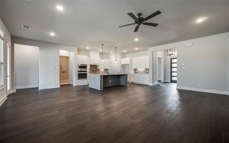 4021 Lagos Drive, Midlothian, TX 76065, 4 Bedrooms Bedrooms, ,2 BathroomsBathrooms,Residential,For Sale,4021 Lagos Drive,20895597