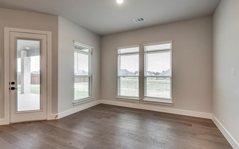 4018 Nola Drive, Midlothian, TX 76065, 4 Bedrooms Bedrooms, ,3 BathroomsBathrooms,Residential,For Sale,4018 Nola Drive,20895615