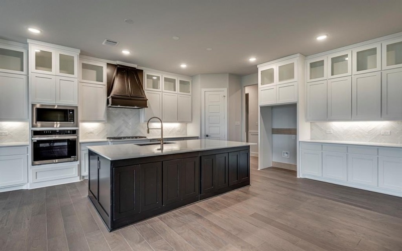 4018 Nola Drive, Midlothian, TX 76065, 4 Bedrooms Bedrooms, ,3 BathroomsBathrooms,Residential,For Sale,4018 Nola Drive,20895615