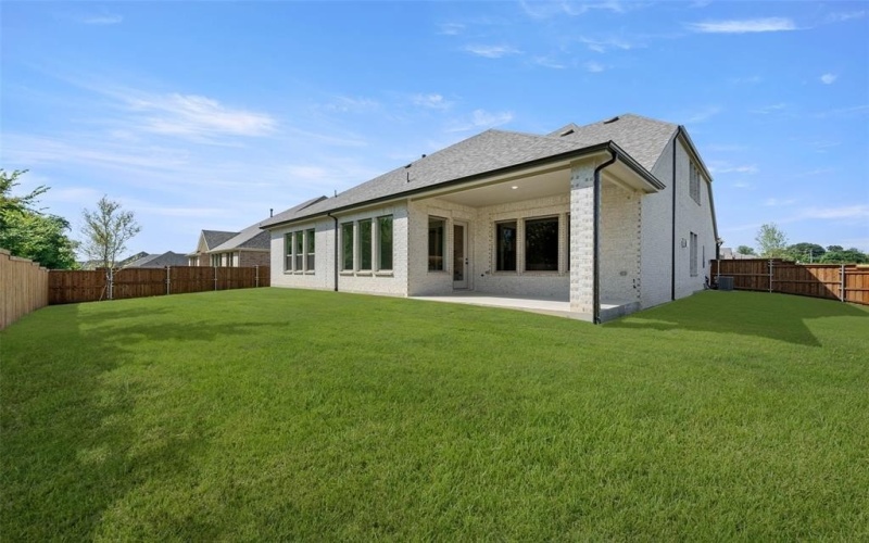 2406 Christopher Road, Mansfield, TX 76063, 4 Habitaciones Habitaciones , ,5 BañosBaños,Residential,En Venta,2406 Christopher Road,0,20895618