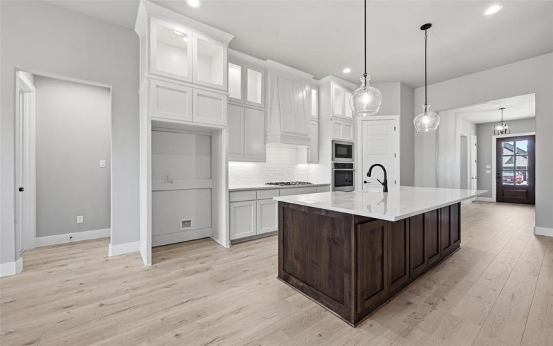 610 Golden Crest, Haslet, TX 76052, 4 Bedrooms Bedrooms, ,3 BathroomsBathrooms,Residential,For Sale,610 Golden Crest,0,20897331