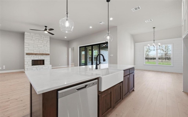 610 Golden Crest, Haslet, TX 76052, 4 Bedrooms Bedrooms, ,3 BathroomsBathrooms,Residential,For Sale,610 Golden Crest,0,20897331