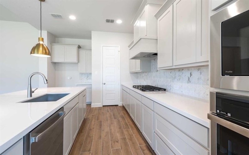 1401 Fieldstone Drive, Midlothian, TX 76065, 4 Habitaciones Habitaciones , ,3 BañosBaños,Residential,En Venta,1401 Fieldstone Drive,0,20897420