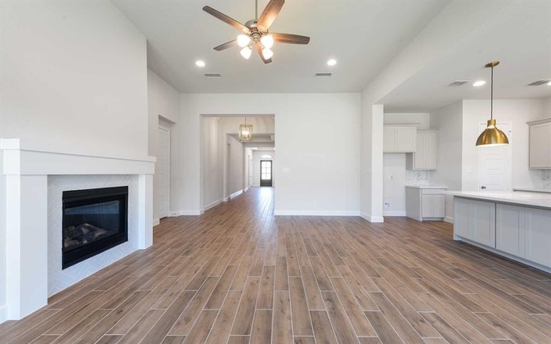 1401 Fieldstone Drive, Midlothian, TX 76065, 4 Habitaciones Habitaciones , ,3 BañosBaños,Residential,En Venta,1401 Fieldstone Drive,0,20897420