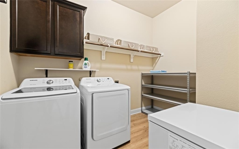 15832 Dorrington Drive, Frisco, TX 75036, 4 Bedrooms Bedrooms, ,2 BathroomsBathrooms,Residential,For Sale,15832 Dorrington Drive,20898037