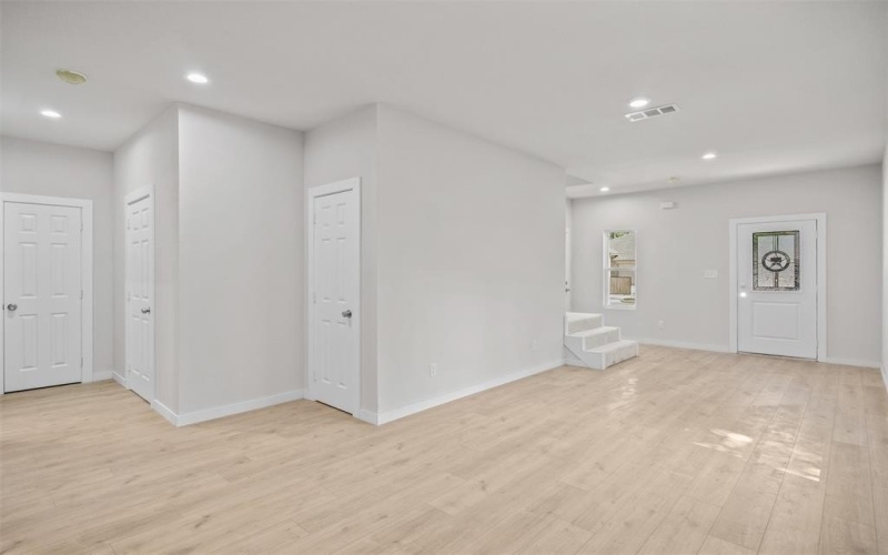 3315 Rutledge Street, Dallas, TX 75215, 3 Habitaciones Habitaciones , ,2 BañosBaños,Residential,En Venta,3315 Rutledge Street,20896252