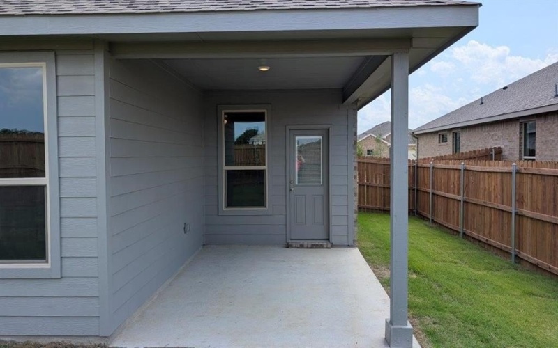 1013 TRACTION Trail, Cleburne, TX 76031, 5 Bedrooms Bedrooms, ,3 BathroomsBathrooms,Residential,For Sale,1013 TRACTION Trail,20896747