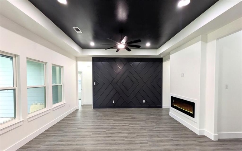 5629 Lester Granger, Fort Worth, TX 76112, 4 Habitaciones Habitaciones , ,2 BañosBaños,Residential,En Venta,5629 Lester Granger,20896837