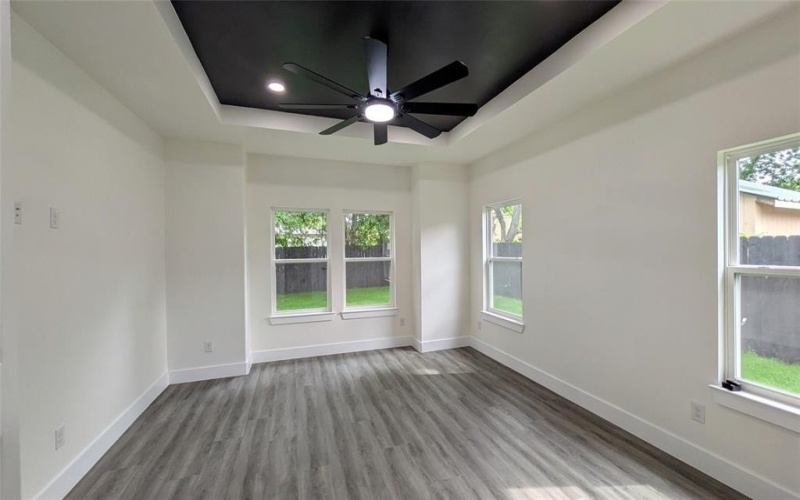5629 Lester Granger, Fort Worth, TX 76112, 4 Habitaciones Habitaciones , ,2 BañosBaños,Residential,En Venta,5629 Lester Granger,20896837