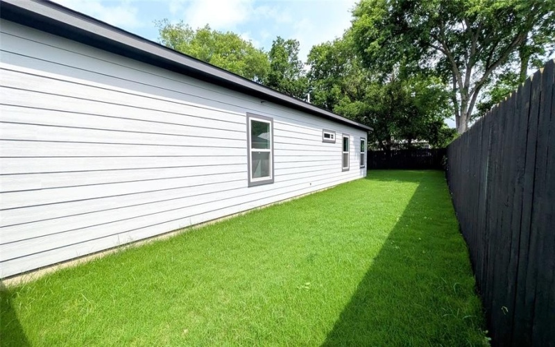 5629 Lester Granger, Fort Worth, TX 76112, 4 Habitaciones Habitaciones , ,2 BañosBaños,Residential,En Venta,5629 Lester Granger,20896837