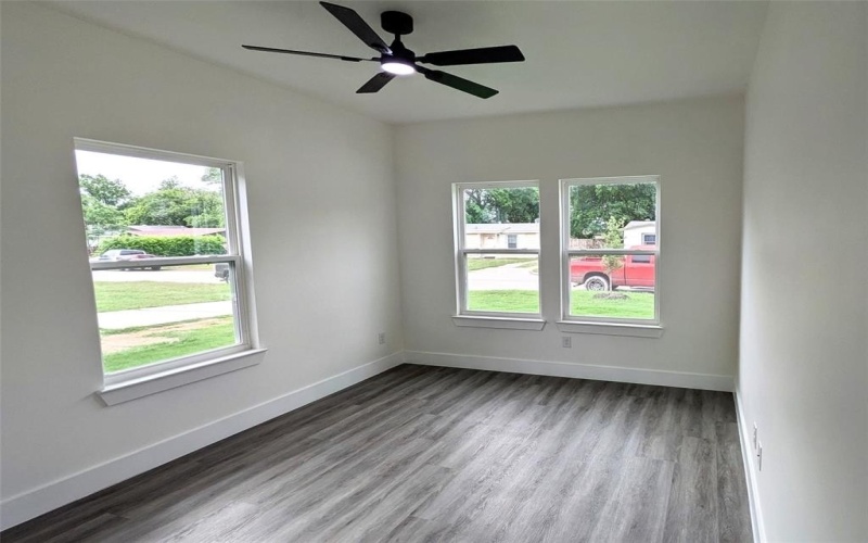 5629 Lester Granger, Fort Worth, TX 76112, 4 Habitaciones Habitaciones , ,2 BañosBaños,Residential,En Venta,5629 Lester Granger,20896837