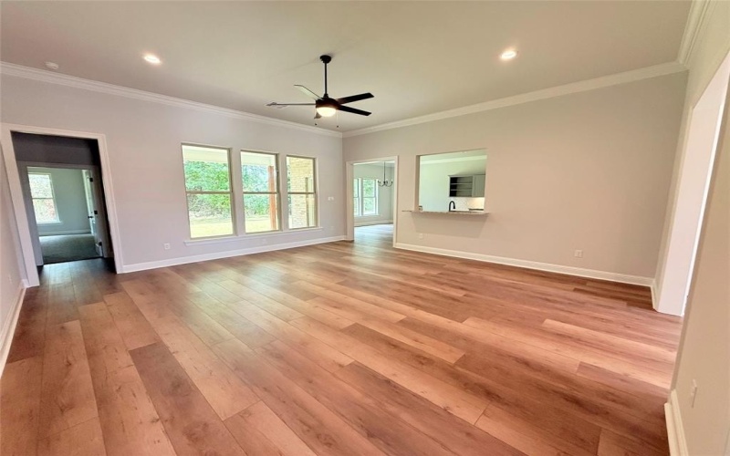 185 Lessie Drive, Stonewall, LA 71078, 4 Habitaciones Habitaciones , ,3 BañosBaños,Residential,En Venta,185 Lessie Drive,20896849