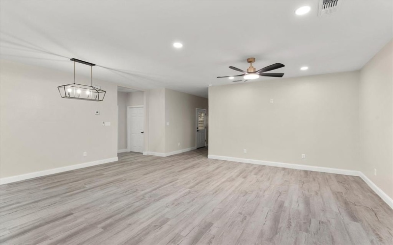431 Cypress Street, Pittsburg, TX 75686, 3 Habitaciones Habitaciones , ,2 BañosBaños,Residential,En Venta,431 Cypress Street,20896877