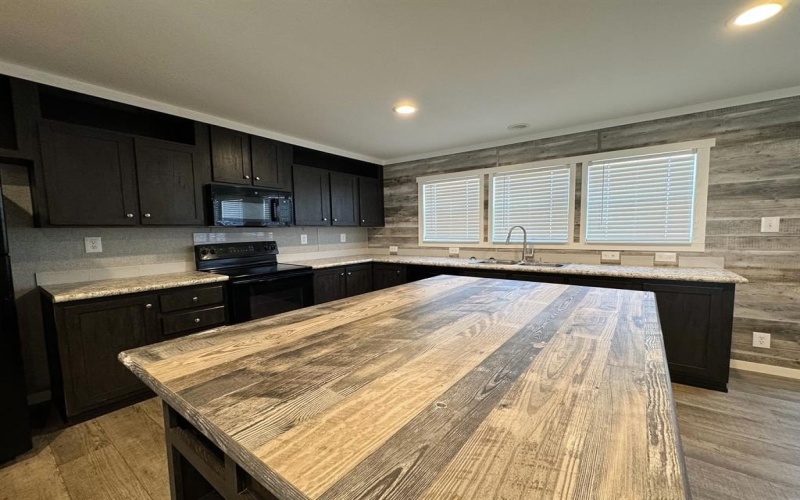 39 County Road 1206, Daingerfield, TX 75638, 3 Bedrooms Bedrooms, ,2 BathroomsBathrooms,Residential,For Sale,39 County Road 1206,20896958