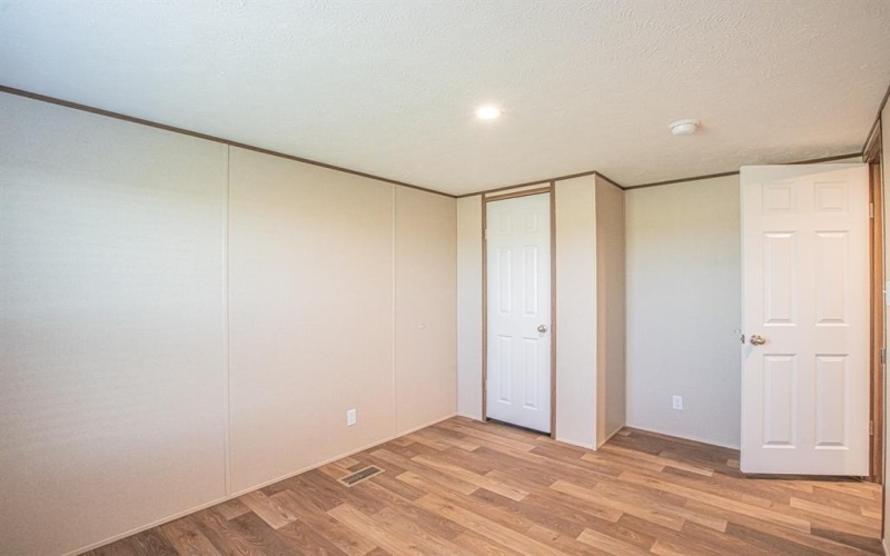 1166 Hayes Road, Sherman, TX 75090, 4 Bedrooms Bedrooms, ,2 BathroomsBathrooms,Residential,For Sale,1166 Hayes Road,20896994