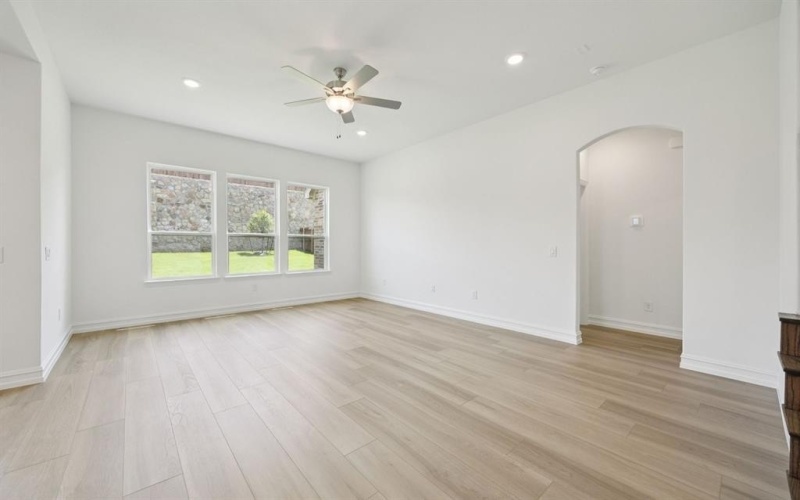1436 Holmes Street, Celina, TX 75009, 4 Habitaciones Habitaciones , ,2 BañosBaños,Residential,En Venta,1436 Holmes Street,20899955