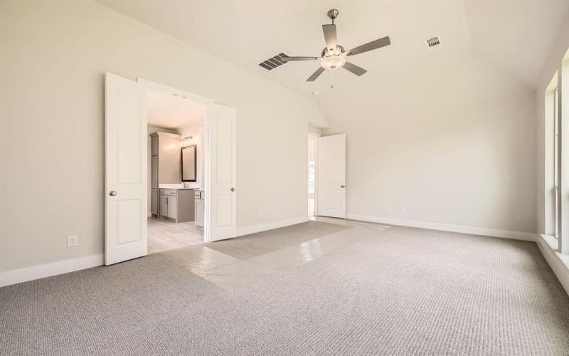8728 Leafy Lane, Justin, TX 76247, 4 Bedrooms Bedrooms, ,5 BathroomsBathrooms,Residential,For Sale,8728 Leafy Lane,20900000