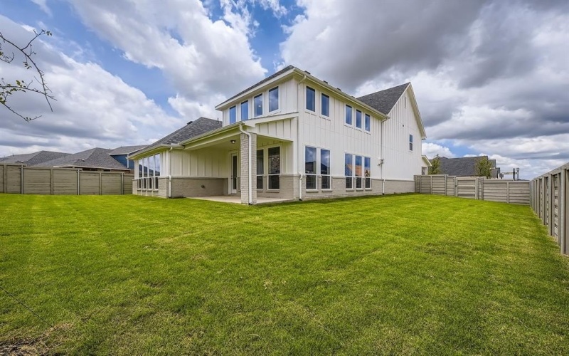 8728 Leafy Lane, Justin, TX 76247, 4 Bedrooms Bedrooms, ,5 BathroomsBathrooms,Residential,For Sale,8728 Leafy Lane,20900000