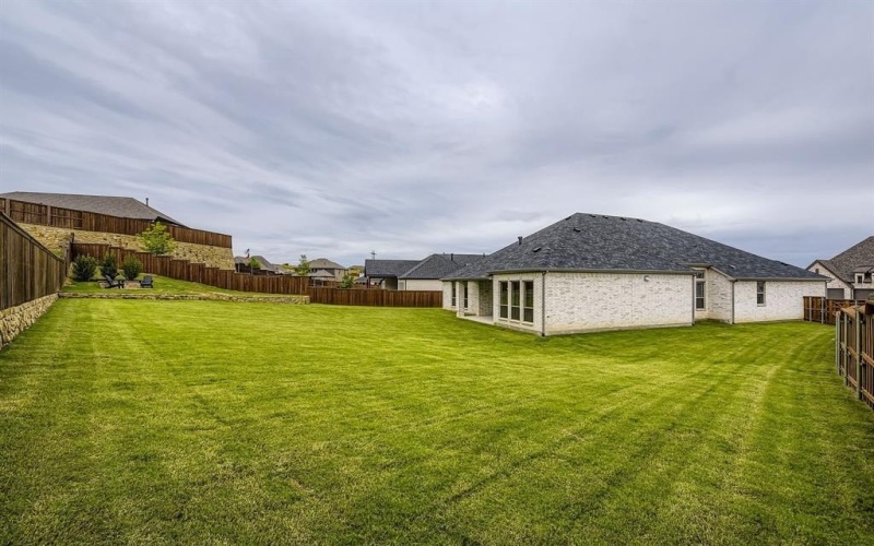 141 Longhorn Bend, Rhome, TX 76078, 4 Bedrooms Bedrooms, ,3 BathroomsBathrooms,Residential,For Sale,141 Longhorn Bend,20900043