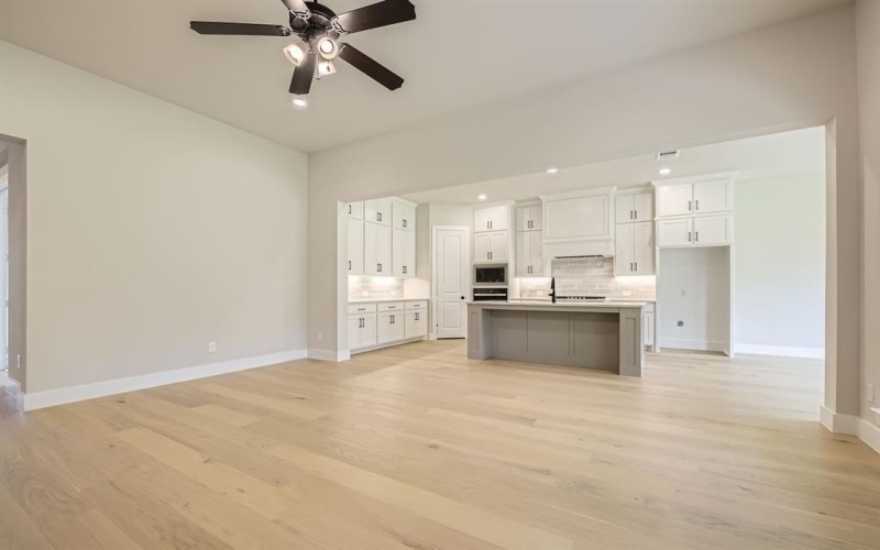 141 Longhorn Bend, Rhome, TX 76078, 4 Bedrooms Bedrooms, ,3 BathroomsBathrooms,Residential,For Sale,141 Longhorn Bend,20900043
