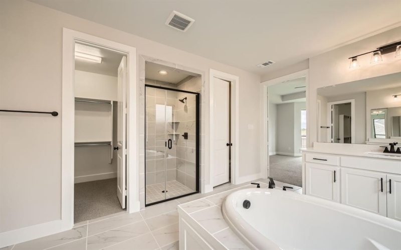 121 Derrett Lane, Rhome, TX 76078, 4 Bedrooms Bedrooms, ,3 BathroomsBathrooms,Residential,For Sale,121 Derrett Lane,20900105