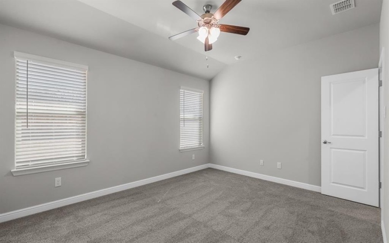 205 SYDNEY Lane, Mansfield, TX 76063, 4 Bedrooms Bedrooms, ,3 BathroomsBathrooms,Residential,For Sale,205 SYDNEY Lane,20900208