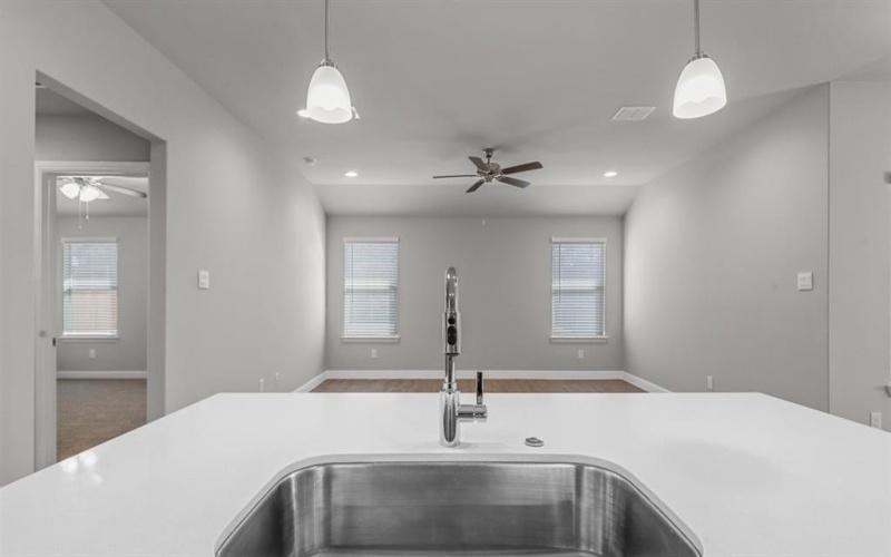 205 SYDNEY Lane, Mansfield, TX 76063, 4 Bedrooms Bedrooms, ,3 BathroomsBathrooms,Residential,For Sale,205 SYDNEY Lane,20900208