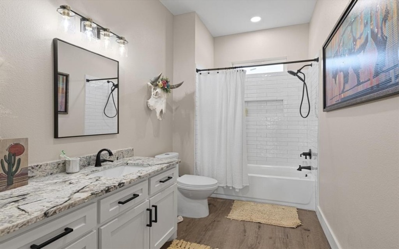 474 Legacy Lane, Bowie, TX 76230, 4 Bedrooms Bedrooms, ,3 BathroomsBathrooms,Residential,For Sale,474 Legacy Lane,20900238