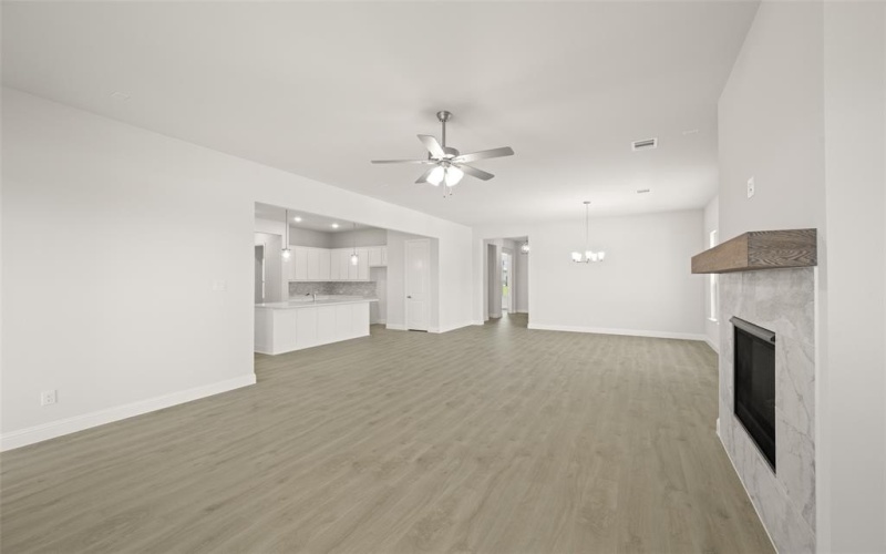 405 Daybreak Drive, Waxahachie, TX 75167, 4 Habitaciones Habitaciones , ,3 BañosBaños,Residential,En Venta,405 Daybreak Drive,20900298