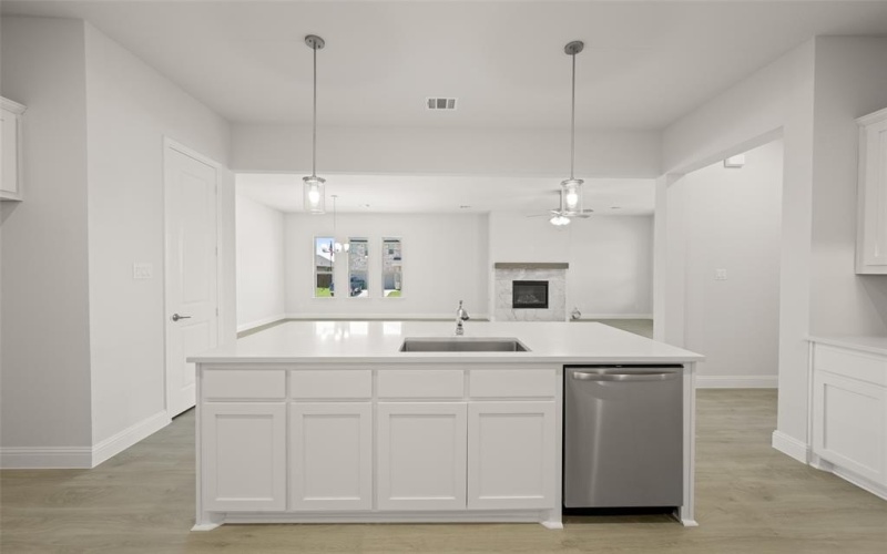 405 Daybreak Drive, Waxahachie, TX 75167, 4 Habitaciones Habitaciones , ,3 BañosBaños,Residential,En Venta,405 Daybreak Drive,20900298