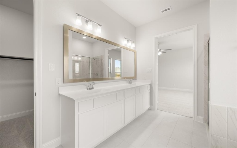 405 Daybreak Drive, Waxahachie, TX 75167, 4 Habitaciones Habitaciones , ,3 BañosBaños,Residential,En Venta,405 Daybreak Drive,20900298