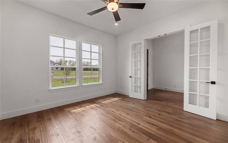 1055 Julian Drive, Van Alstyne, TX 75495, 4 Bedrooms Bedrooms, ,2 BathroomsBathrooms,Residential,For Sale,1055 Julian Drive,20900374