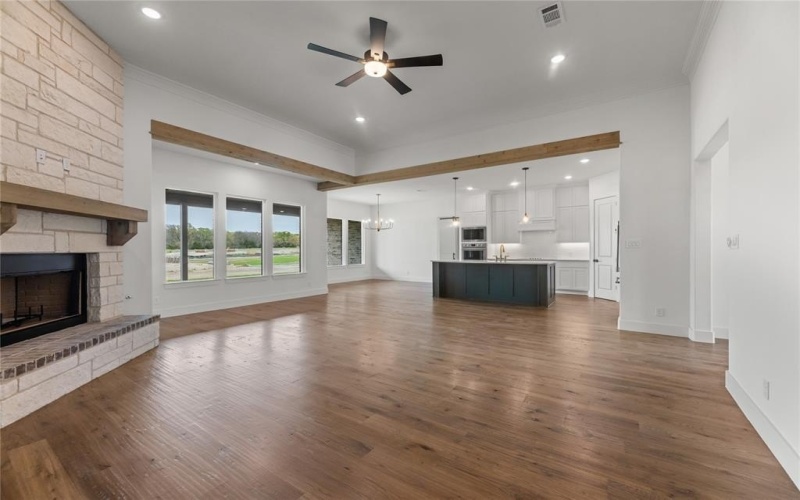1055 Julian Drive, Van Alstyne, TX 75495, 4 Bedrooms Bedrooms, ,2 BathroomsBathrooms,Residential,For Sale,1055 Julian Drive,20900374