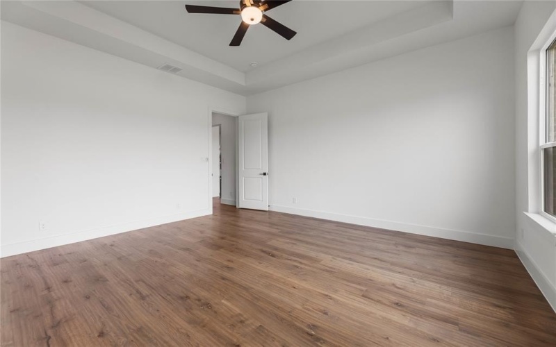 1055 Julian Drive, Van Alstyne, TX 75495, 4 Bedrooms Bedrooms, ,2 BathroomsBathrooms,Residential,For Sale,1055 Julian Drive,20900374