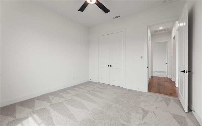 1055 Julian Drive, Van Alstyne, TX 75495, 4 Bedrooms Bedrooms, ,2 BathroomsBathrooms,Residential,For Sale,1055 Julian Drive,20900374