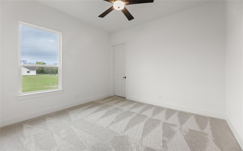 1055 Julian Drive, Van Alstyne, TX 75495, 4 Bedrooms Bedrooms, ,2 BathroomsBathrooms,Residential,For Sale,1055 Julian Drive,20900374
