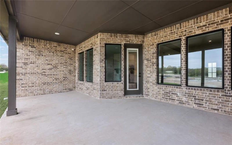 1055 Julian Drive, Van Alstyne, TX 75495, 4 Bedrooms Bedrooms, ,2 BathroomsBathrooms,Residential,For Sale,1055 Julian Drive,20900374