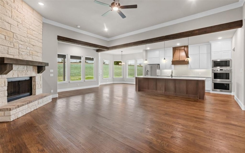 1090 Julian Drive, Van Alstyne, TX 75495, 4 Bedrooms Bedrooms, ,3 BathroomsBathrooms,Residential,For Sale,1090 Julian Drive,20900397