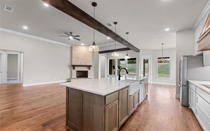 1090 Julian Drive, Van Alstyne, TX 75495, 4 Bedrooms Bedrooms, ,3 BathroomsBathrooms,Residential,For Sale,1090 Julian Drive,20900397