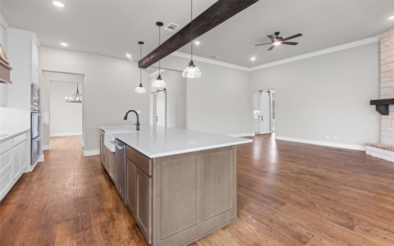 1090 Julian Drive, Van Alstyne, TX 75495, 4 Bedrooms Bedrooms, ,3 BathroomsBathrooms,Residential,For Sale,1090 Julian Drive,20900397