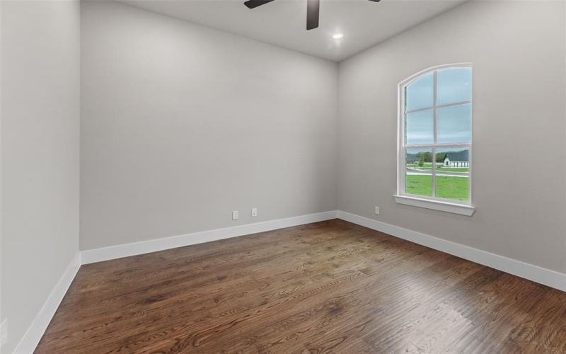 1090 Julian Drive, Van Alstyne, TX 75495, 4 Bedrooms Bedrooms, ,3 BathroomsBathrooms,Residential,For Sale,1090 Julian Drive,20900397