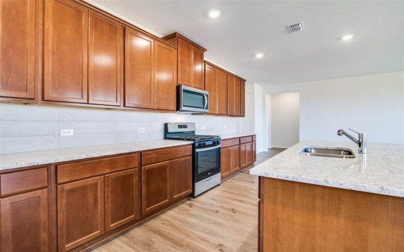 4031 Bedford Drive, Crandall, TX 75114, 4 Bedrooms Bedrooms, ,2 BathroomsBathrooms,Residential,For Sale,4031 Bedford Drive,20898312
